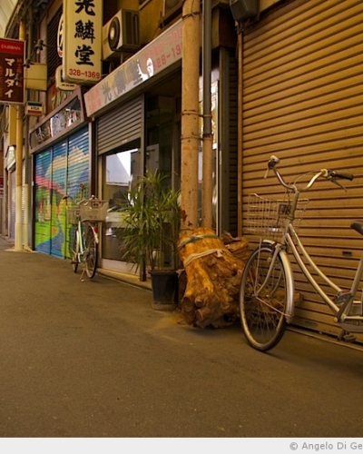 La Shotengai abandonnée – 稲荷商店街